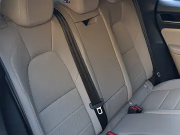 PORSCHE Macan 4S LED MATRIX 22 ZOLL SPORT PANORAMA ABSTA