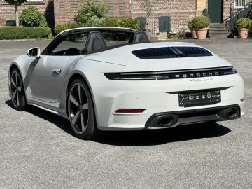 PORSCHE 992 911 Carrera  S Cabriolet SPORTDESIGN-ABGAS 2