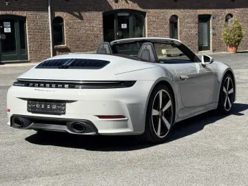 PORSCHE 992 911 Carrera  S Cabriolet SPORTDESIGN-ABGAS 2