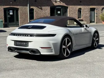 PORSCHE 992 911 Carrera  S Cabriolet SPORTDESIGN-ABGAS 2