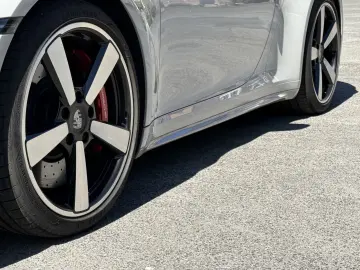 PORSCHE 992 911 Carrera  S Cabriolet SPORTDESIGN-ABGAS 2