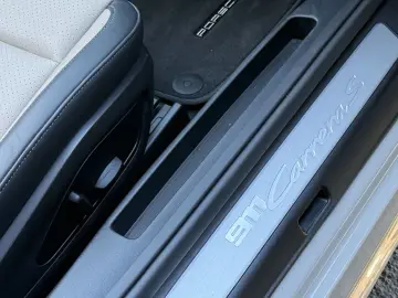 PORSCHE 992 911 Carrera  S Cabriolet SPORTDESIGN-ABGAS 2