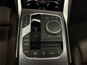 BMW M440i xDrive Cabrio M Sportpaket Pro Harman Kard