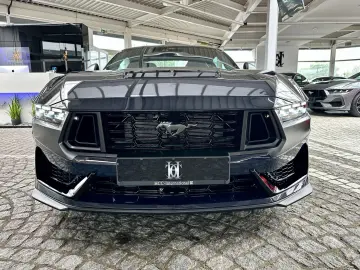 FORD Mustang 5.0 V8 DARK HORSE   6gang   4J Garantie