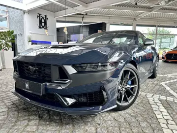 FORD Mustang 5.0 V8 DARK HORSE   6gang   4J Garantie