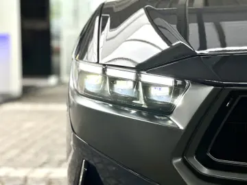 FORD Mustang 5.0 V8 DARK HORSE   6gang   4J Garantie