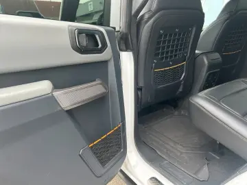 FORD Bronco Badlands 2.7l EcoBoost V6 e-4WD