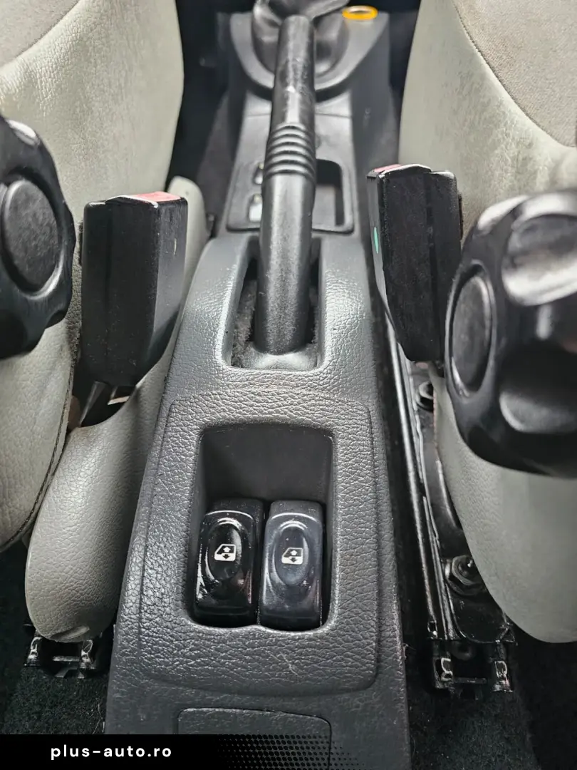 Dacia Logan MCV 1.6i 2008