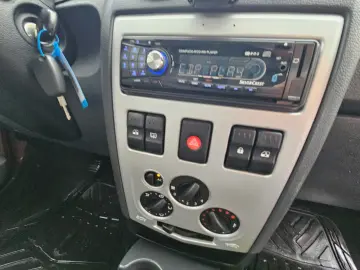 Dacia Logan MCV 1.6i 2008