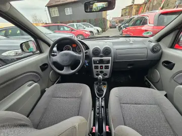 Dacia Logan MCV 1.6i 2008