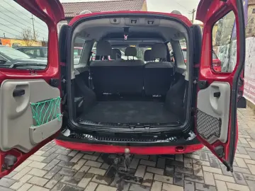 Dacia Logan MCV 1.6i 2008