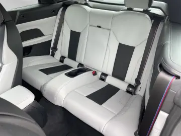 BMW M4 Competition xDrive Cabrio Carbon 1 99% Finanz