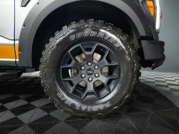 FORD F150 5.0L V8 4x4 Offroad SuperCrew RAPTOR 19%