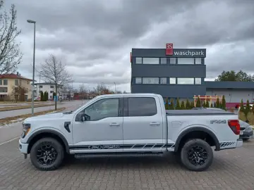 FORD F 150 XLT .4x4SuperCrew.10-Gang.360 .ACC.