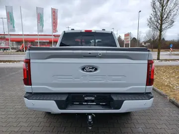 FORD F 150 XLT .4x4SuperCrew.10-Gang.360 .ACC.