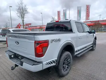 FORD F 150 XLT .4x4SuperCrew.10-Gang.360 .ACC.