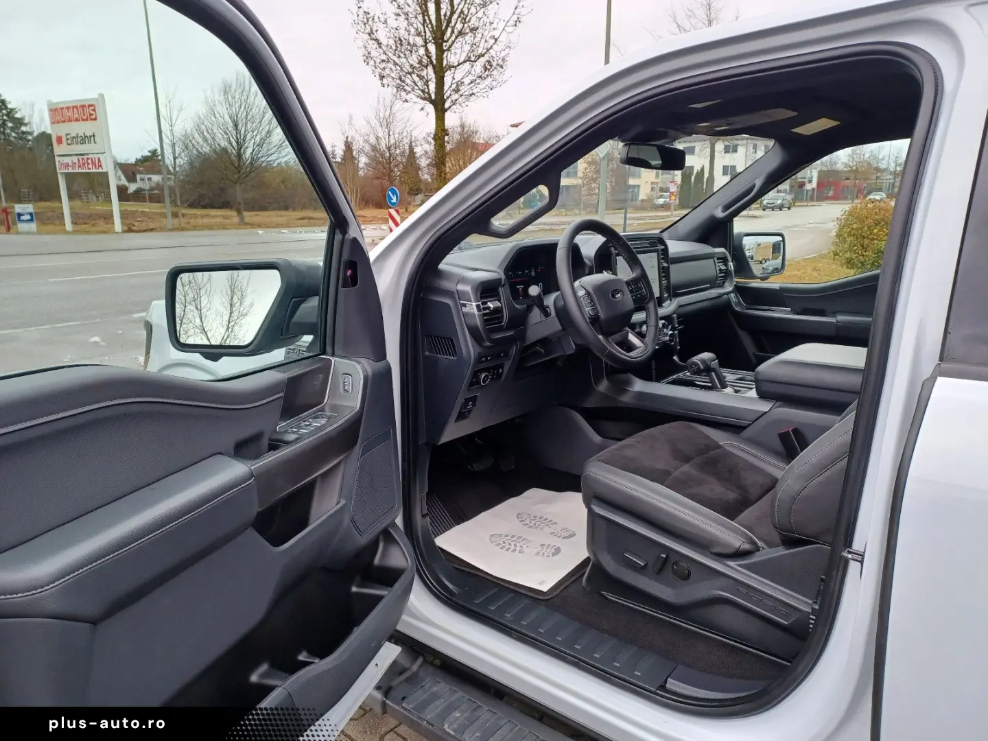 FORD F 150 XLT .4x4SuperCrew.10-Gang.360 .ACC.