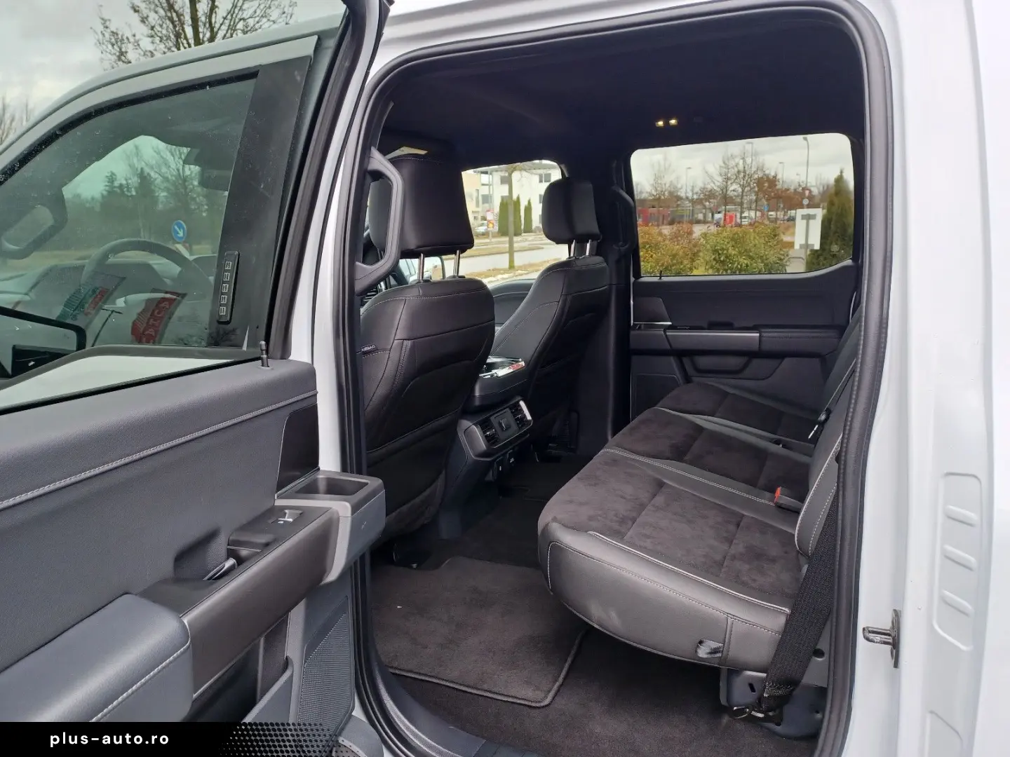 FORD F 150 XLT .4x4SuperCrew.10-Gang.360 .ACC.