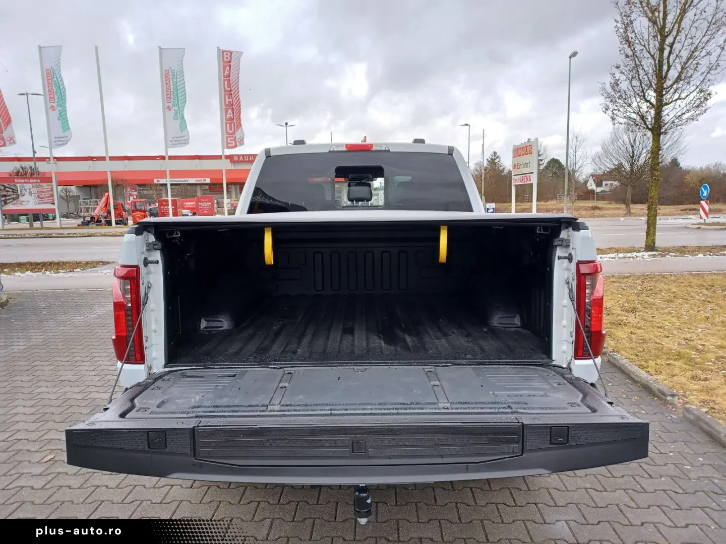 FORD F 150 XLT .4x4SuperCrew.10-Gang.360 .ACC.