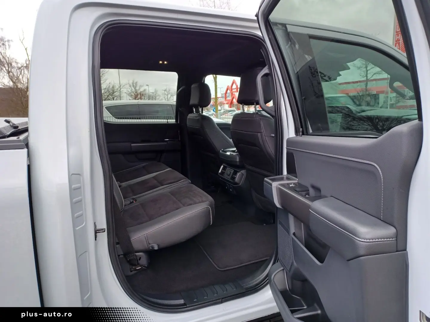 FORD F 150 XLT .4x4SuperCrew.10-Gang.360 .ACC.