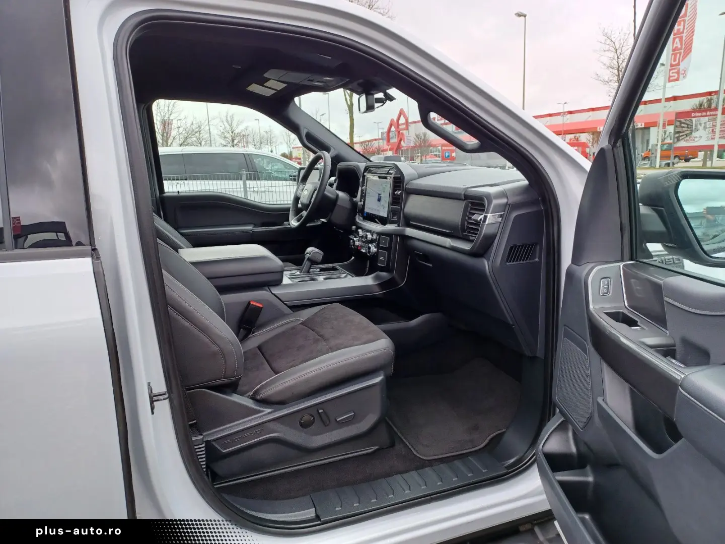 FORD F 150 XLT .4x4SuperCrew.10-Gang.360 .ACC.