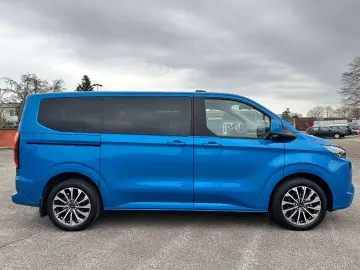 FORD Tourneo Custom L1 Titanium X AHK  el. Türen