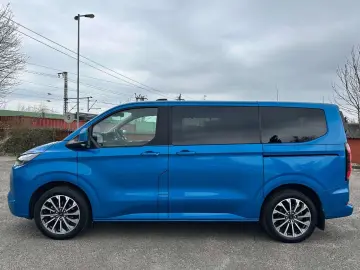 FORD Tourneo Custom L1 Titanium X AHK  el. Türen