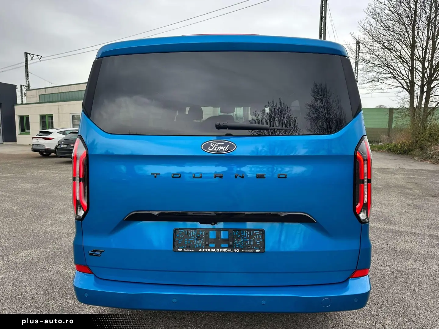 FORD Tourneo Custom L1 Titanium X AHK  el. Türen