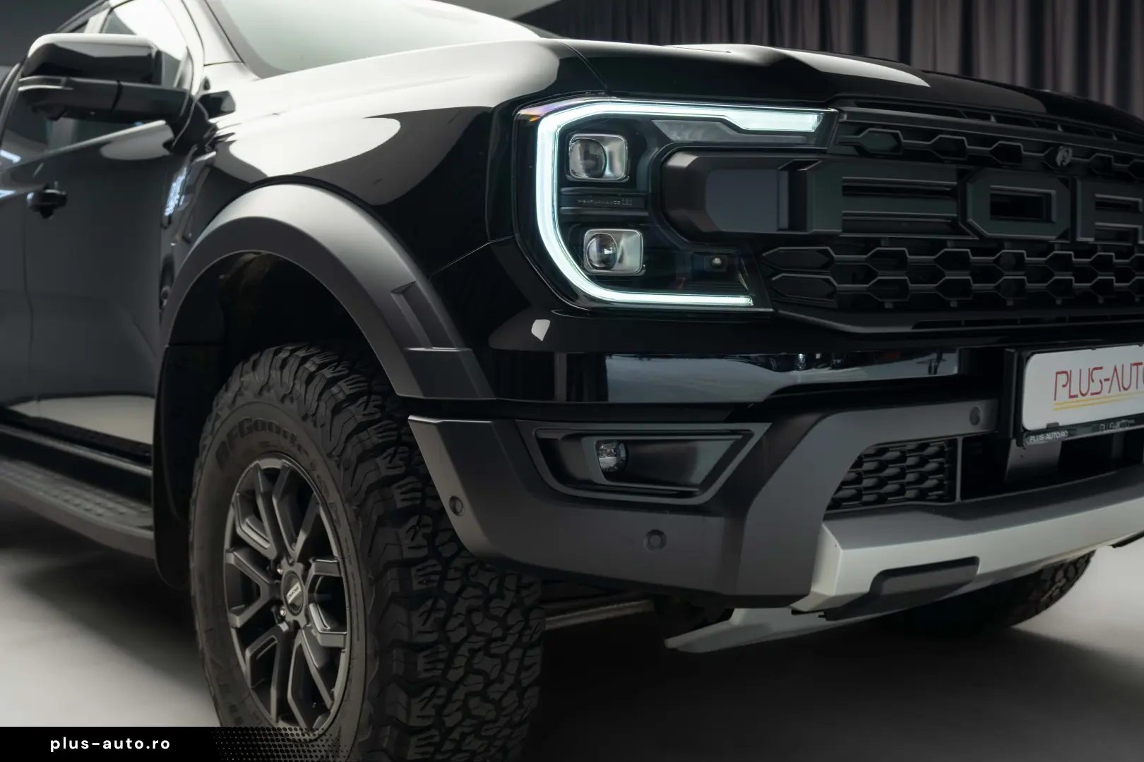 Ford  Ranger  Double Cab Raptor  Motorizare  3.0T 288 CP