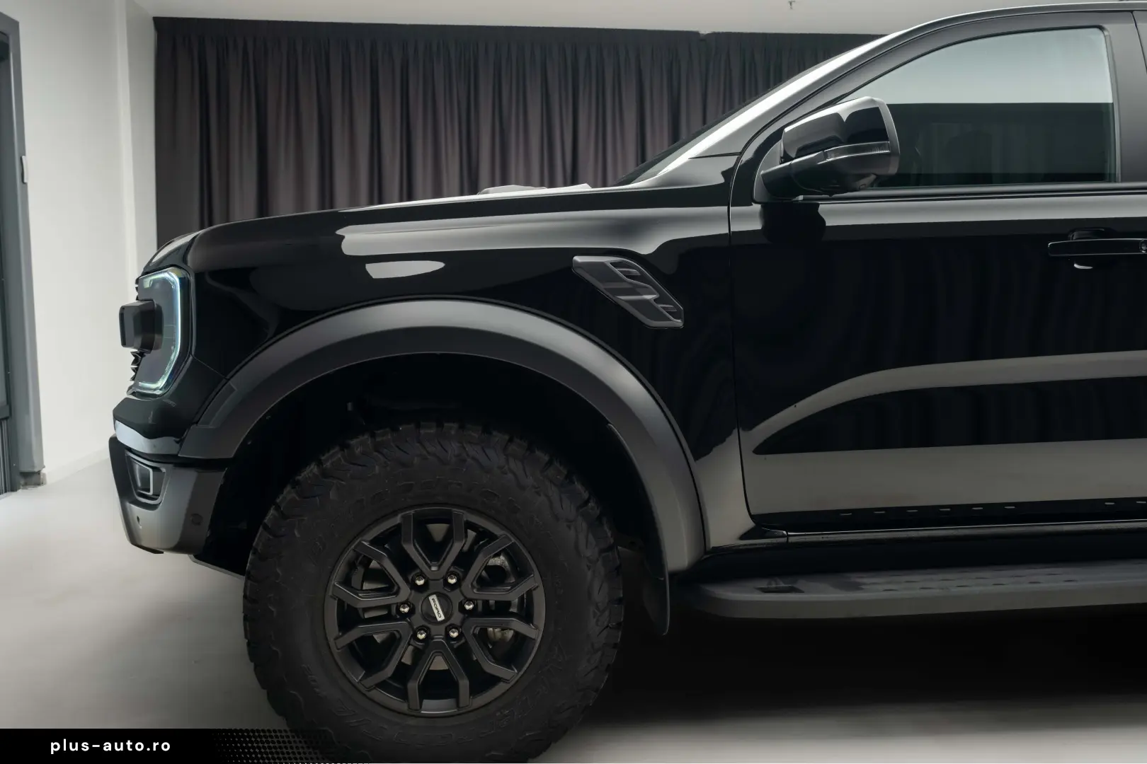 Ford  Ranger  Double Cab Raptor  Motorizare  3.0T 288 CP