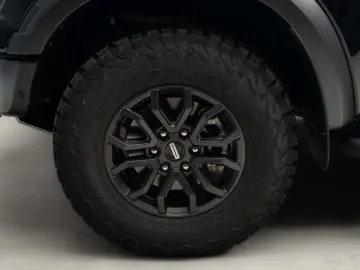 Ford  Ranger  Double Cab Raptor  Motorizare  3.0T 288 CP