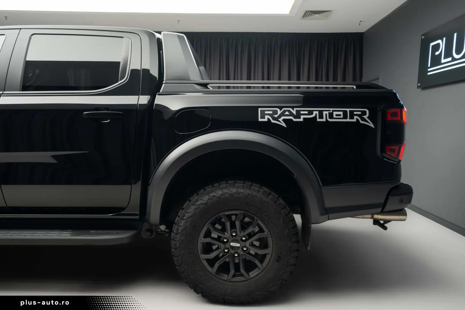Ford  Ranger  Double Cab Raptor  Motorizare  3.0T 288 CP