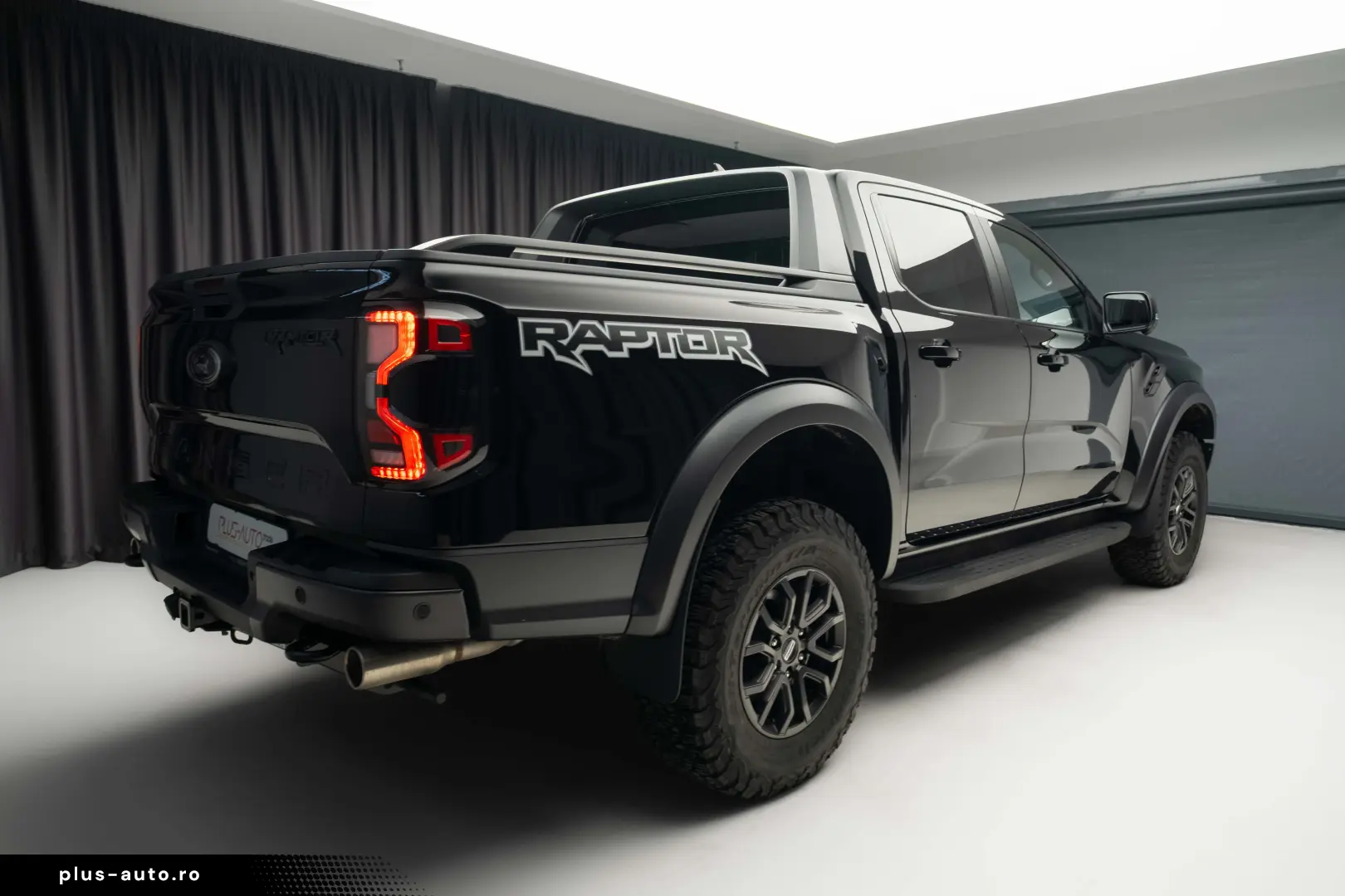 Ford  Ranger  Double Cab Raptor  Motorizare  3.0T 288 CP