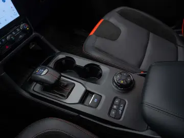 Ford  Ranger  Double Cab Raptor  Motorizare  3.0T 288 CP