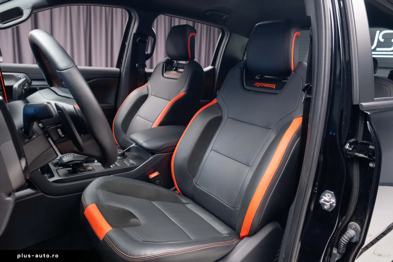 Ford  Ranger  Double Cab Raptor  Motorizare  3.0T 288 CP