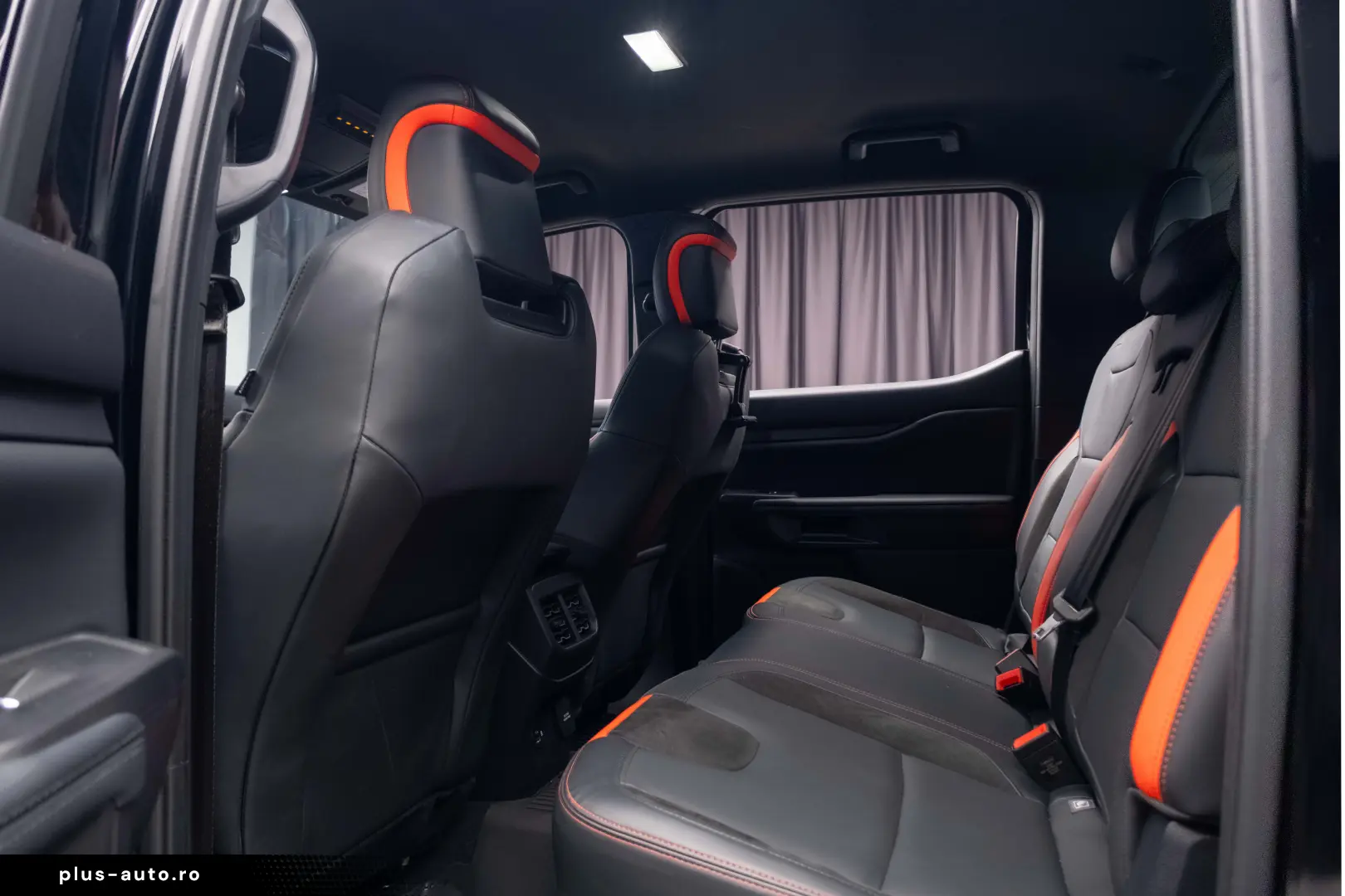 Ford  Ranger  Double Cab Raptor  Motorizare  3.0T 288 CP