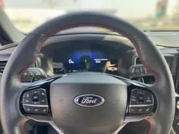 FORD Explorer Plug-in-Hybrid 4x4 PHEV ST-Line 7-Sitze