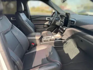 FORD Explorer Plug-in-Hybrid 4x4 PHEV ST-Line 7-Sitze