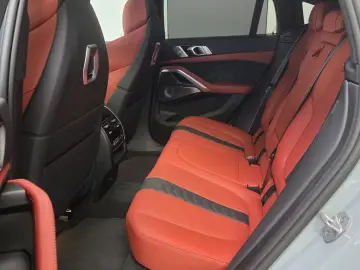 BMW X6 M Competition AHK Sky Sitzlüft B&W ACC UPE196