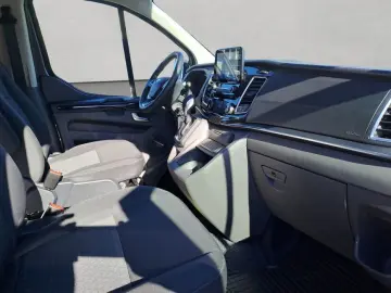 FORD Transit Custom 320 L1H1 PKW VA Limited