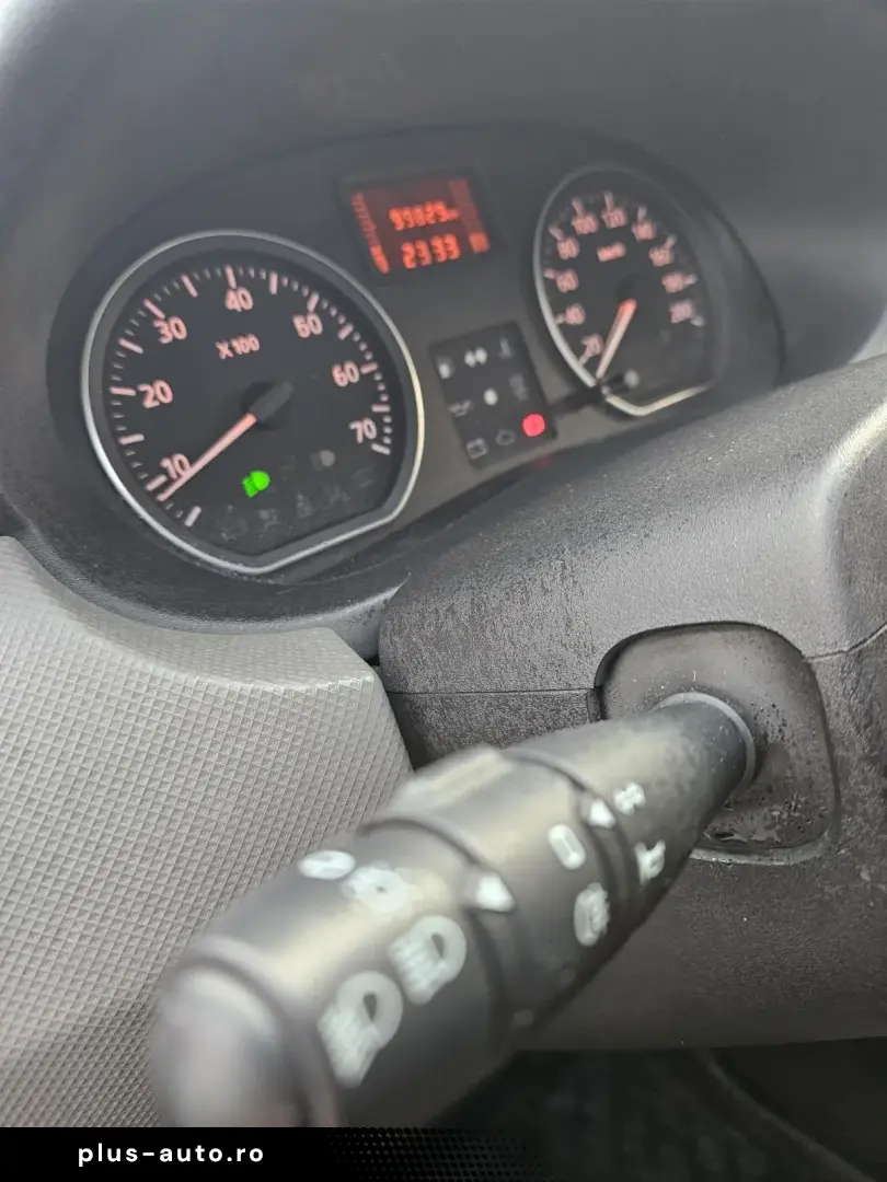 Dacia Sandero 1.2i 2010 (motor simplu fara turbina fiabil)