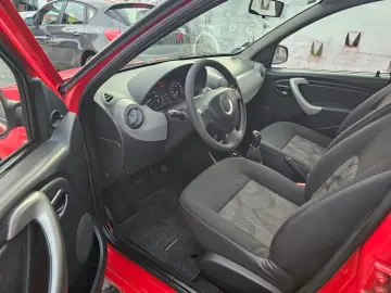 Dacia Sandero 1.2i 2010 (motor simplu fara turbina fiabil)