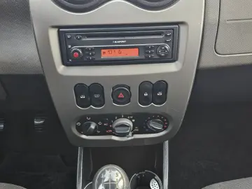 Dacia Sandero 1.2i 2010 (motor simplu fara turbina fiabil)