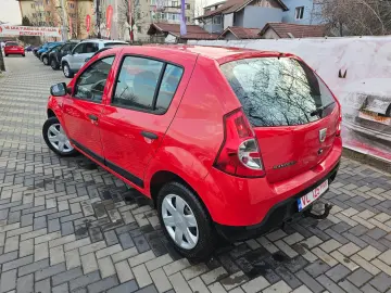 Dacia Sandero 1.2i 2010 (motor simplu fara turbina fiabil)