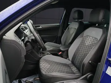 VW Tiguan TDI R-Line DSG 4M Matrix Navi STHZ ACC AH