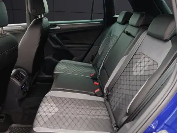 VW Tiguan TDI R-Line DSG 4M Matrix Navi STHZ ACC AH
