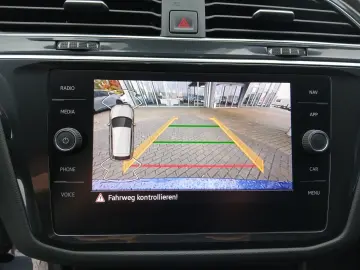 VW Tiguan TDI R-Line DSG 4M Matrix Navi STHZ ACC AH