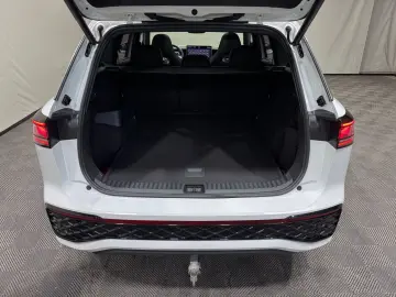 VW Tayron R-Line 2.0 TDI DSG 4M   MATRIX NAVI PANO