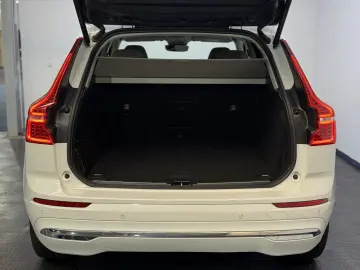 VOLVO XC60 Plus Bright AWD 5J.Garantie R Kamera