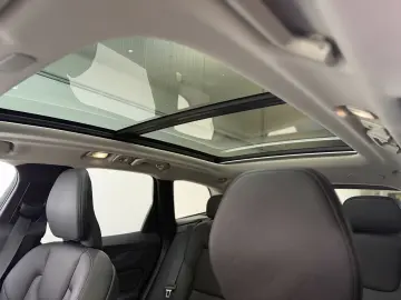 VOLVO XC60 Inscription AWD Pano